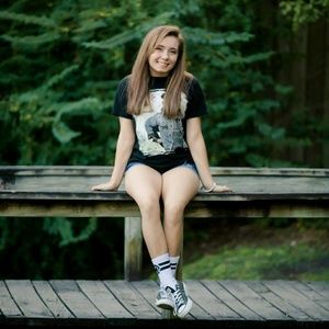 Meet your Posher, Alyssa